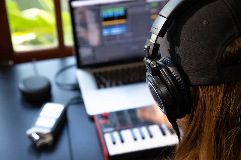Online: AI for Music and Audio